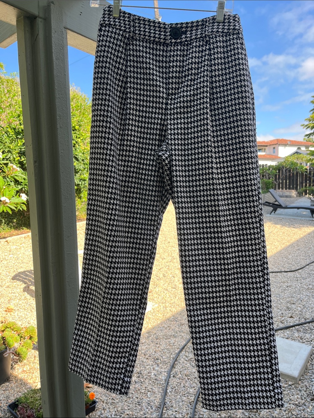 Who What Wear Black and White Houndstooth Slacks Size 4